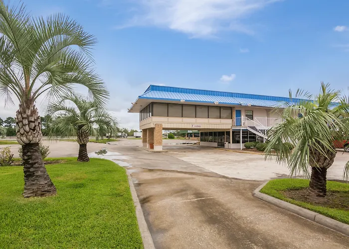 Motel 6-Winnie, Tx